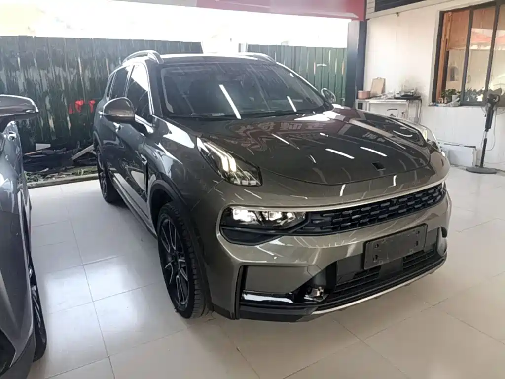 Lynk & Co 01 — миниатюра 4