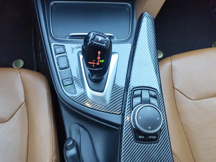 BMW 3 Series — миниатюра 16