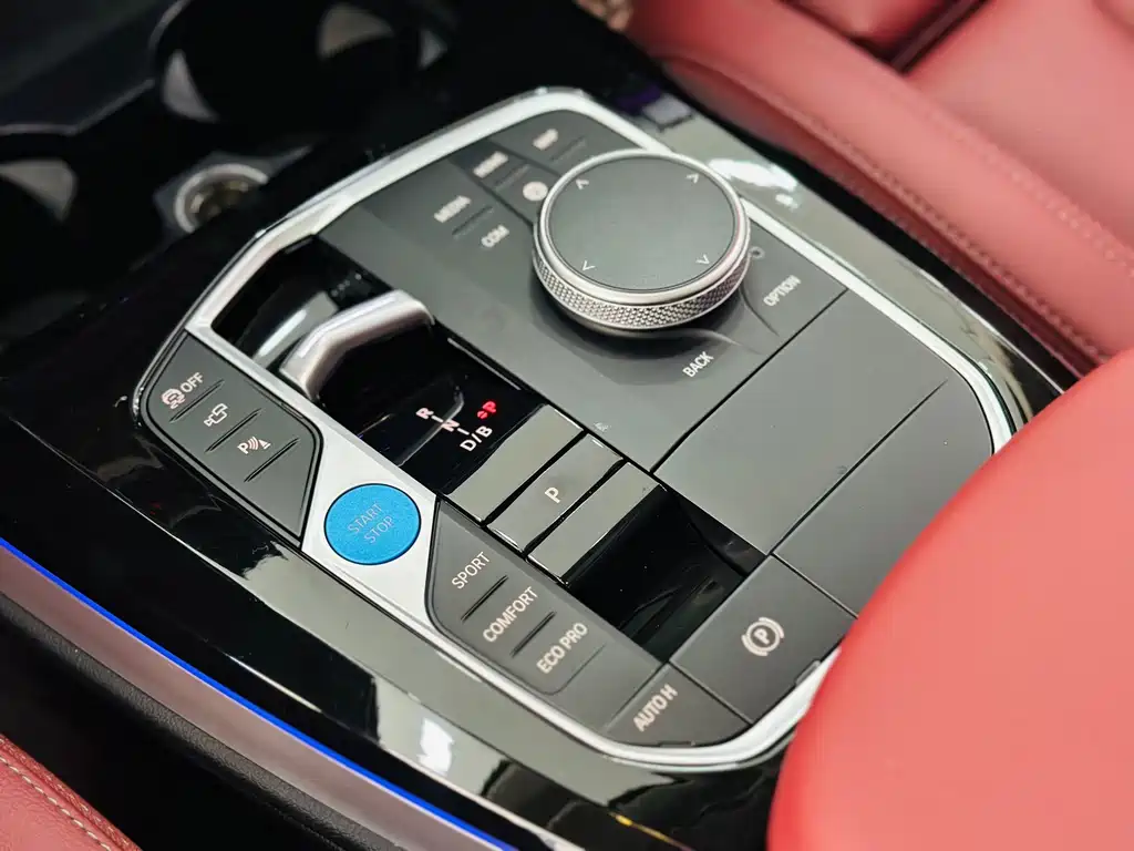 BMW iX3 — миниатюра 15