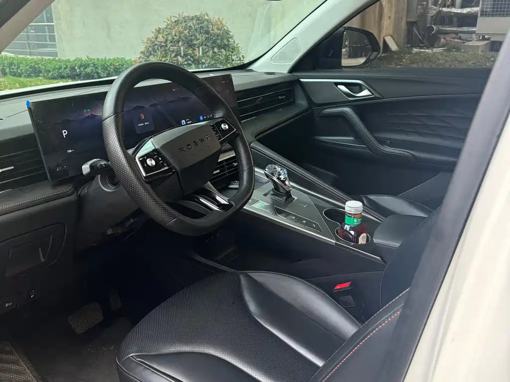 Roewe RX5 — миниатюра 5