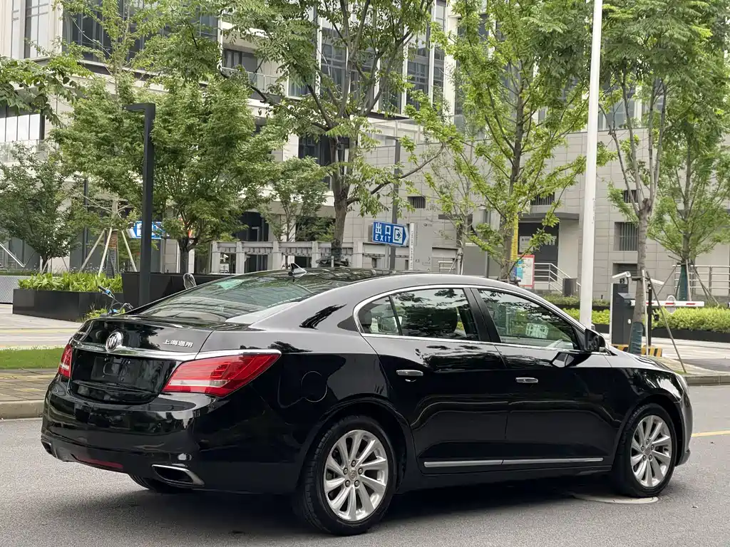 Buick LaCrosse 2013 3.0L SIDI V6 Smart Flagship
