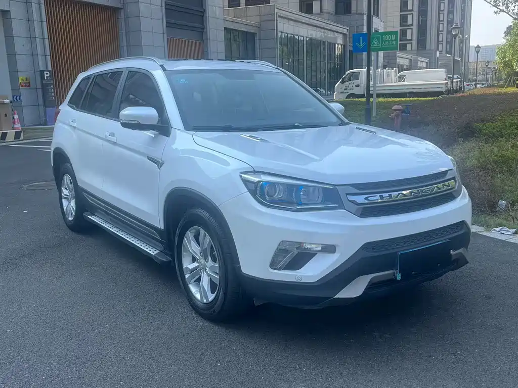 Changan CS75 — миниатюра 3