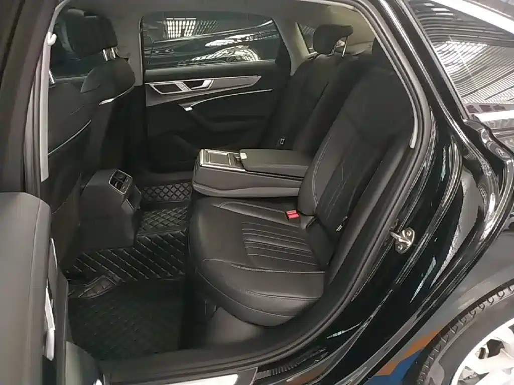 Audi A6L — миниатюра 17