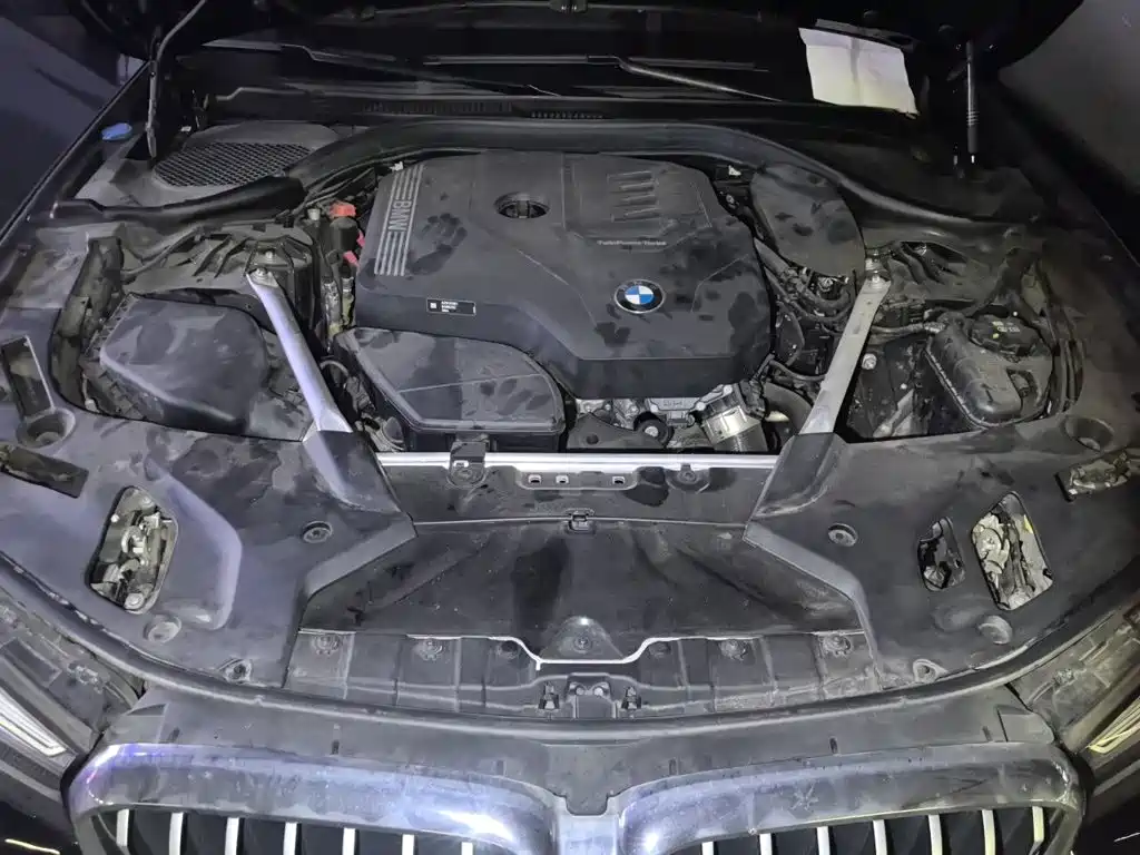 BMW 5 Series — миниатюра 16