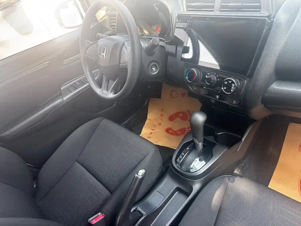 Honda Fit — миниатюра 3