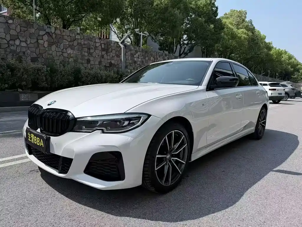 BMW 3 Series 2022