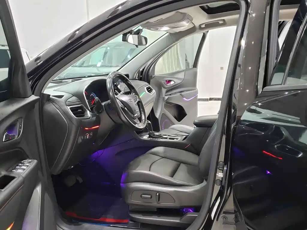 Chevrolet Equinox — миниатюра 14