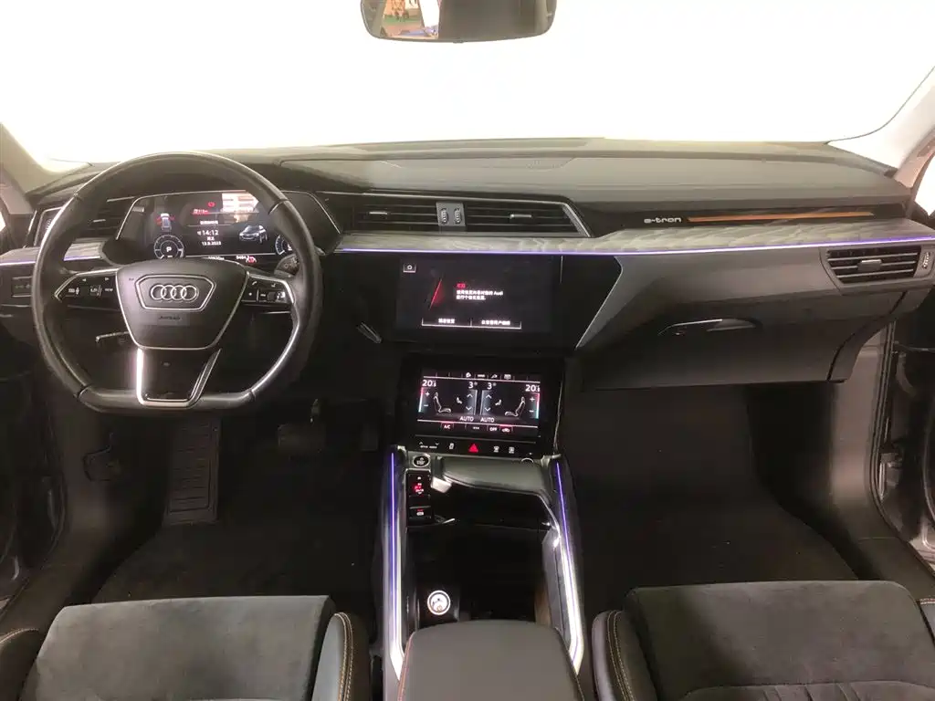 Audi e-tron 2021 50 quattro