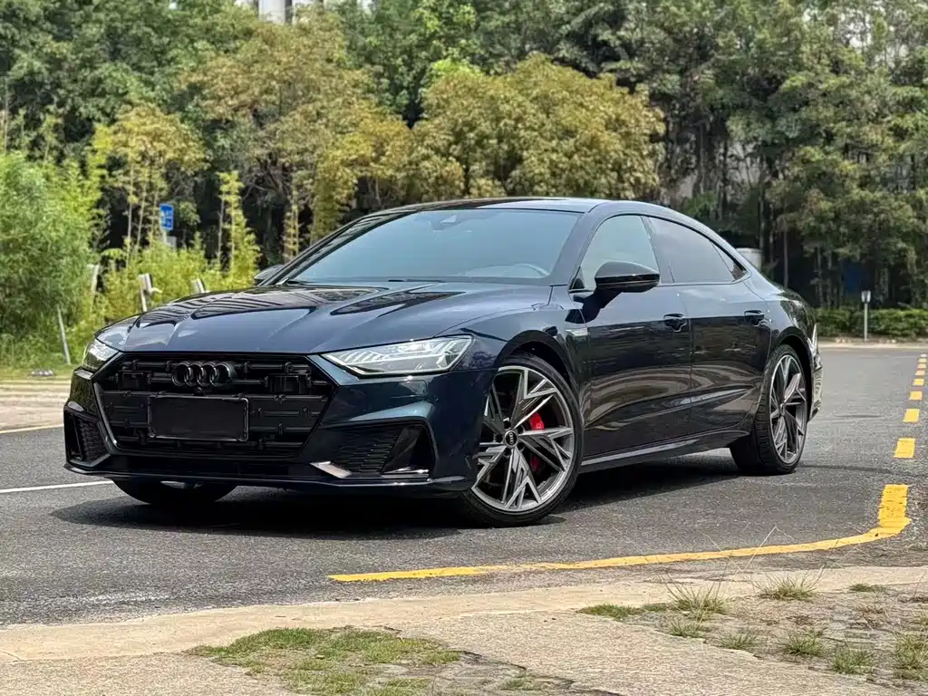 Audi A7L 2022