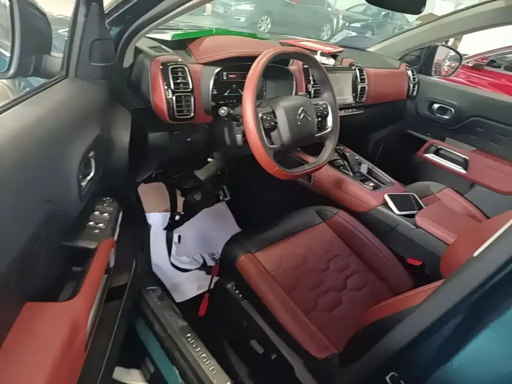 Citroen C5 AIRCROSS — миниатюра 16