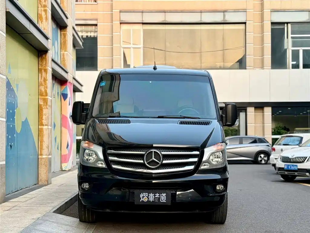 Mercedes-Benz Sprinter 2017 3.5L AT