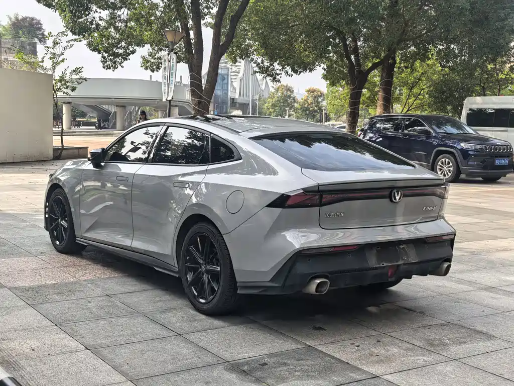 Changan UNI-V — миниатюра 3