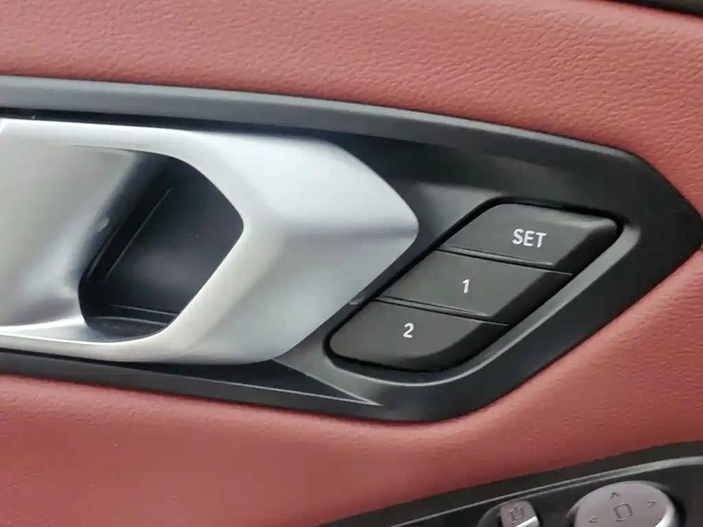 BMW 3 Series — миниатюра 12