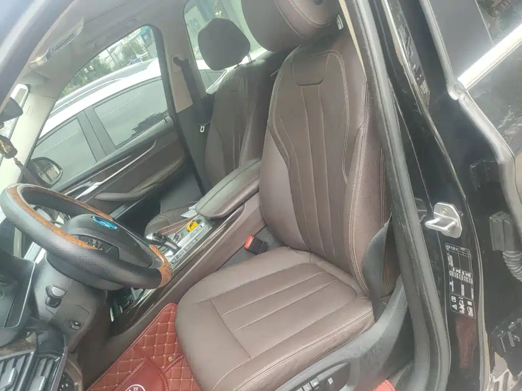 BMW X5 (Import) — миниатюра 16