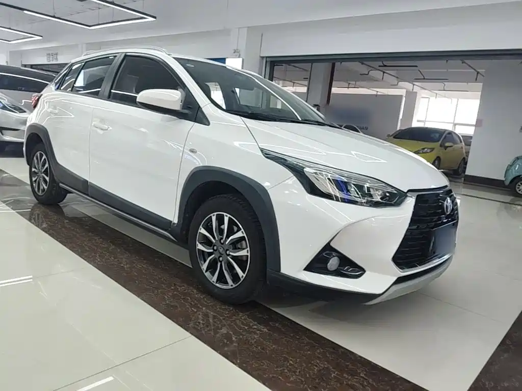 Toyota Yaris L — миниатюра 4
