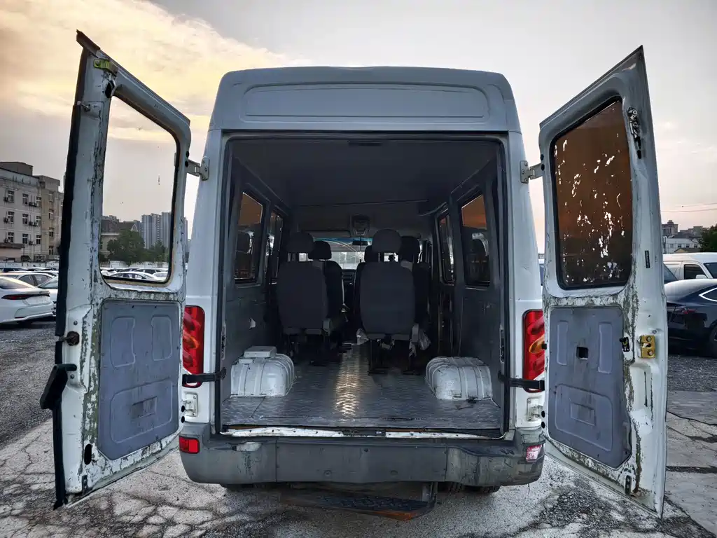 IVECO Baodi — миниатюра 13
