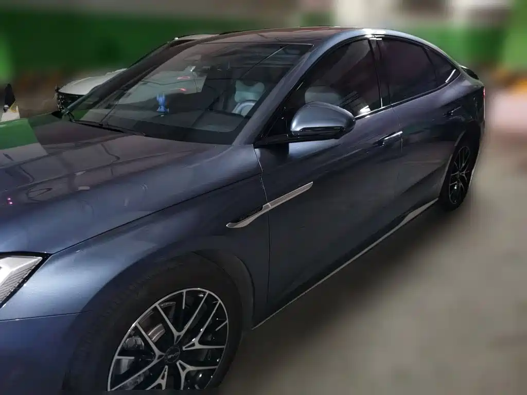 BYD Seal — миниатюра 2