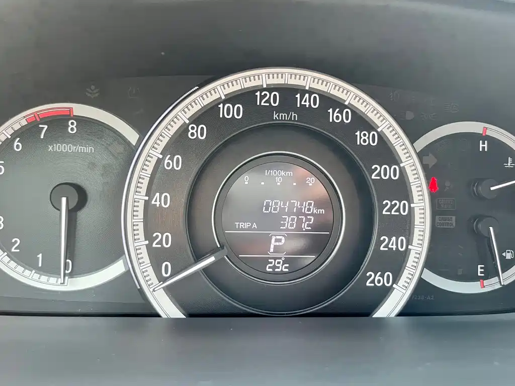 Honda Accord — миниатюра 6