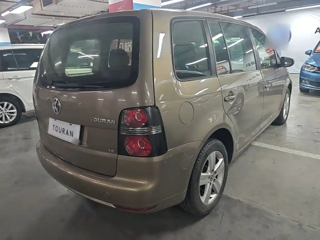 Volkswagen Touran — миниатюра 7