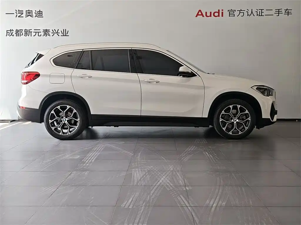 BMW X1 2022 sDrive25Li Lead