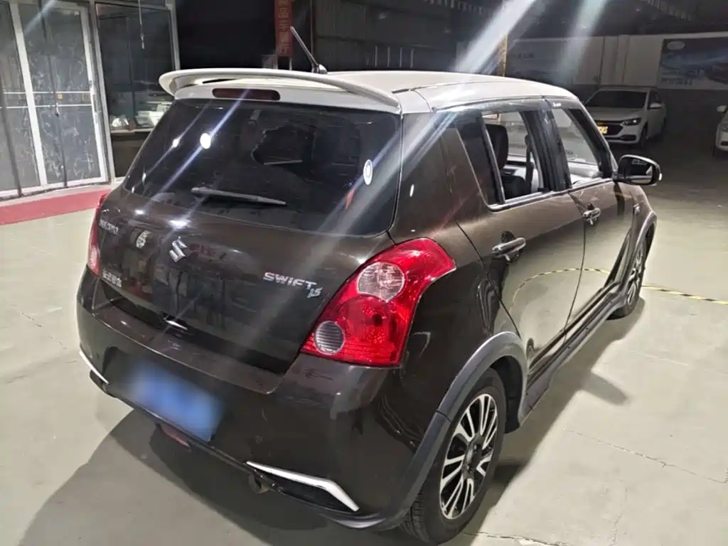 Suzuki Swift — миниатюра 7
