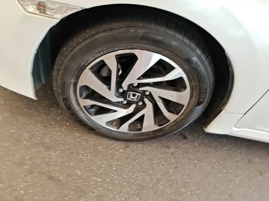 Honda Civic — миниатюра 23