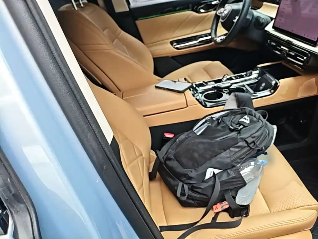 GAC Motor Trumpchi E8 PHEV — миниатюра 25