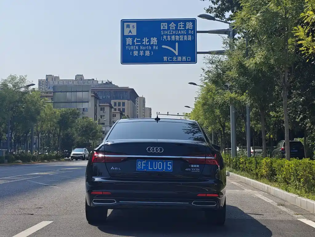Audi A6L — миниатюра 25