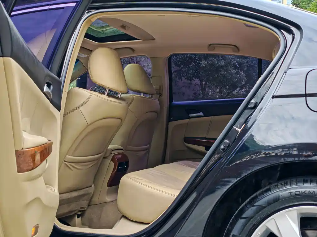 Honda Accord — миниатюра 7
