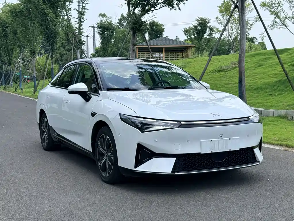 XPeng P5 — миниатюра 3