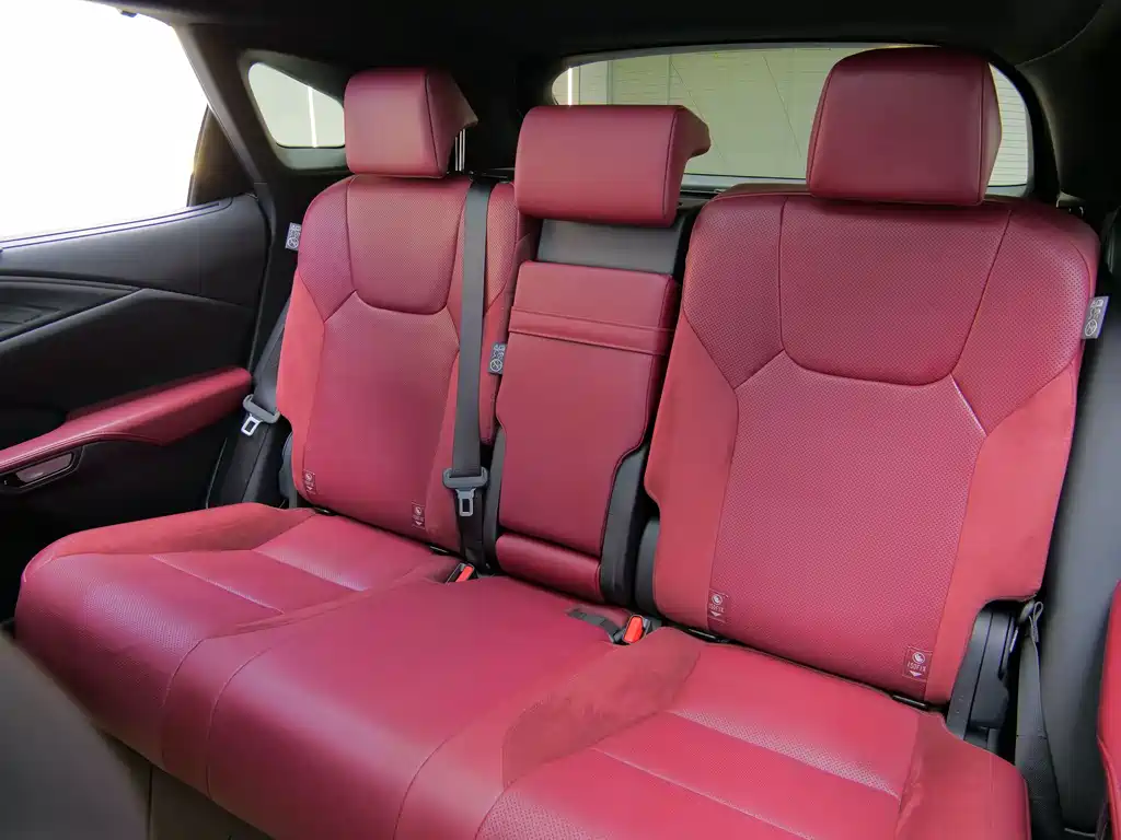 Lexus RX — миниатюра 11