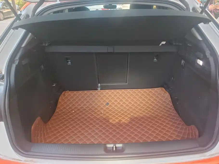Audi Q2L — миниатюра 4
