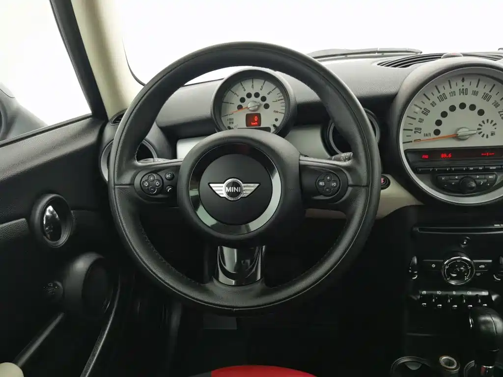 MINI Mini Clubman — миниатюра 11