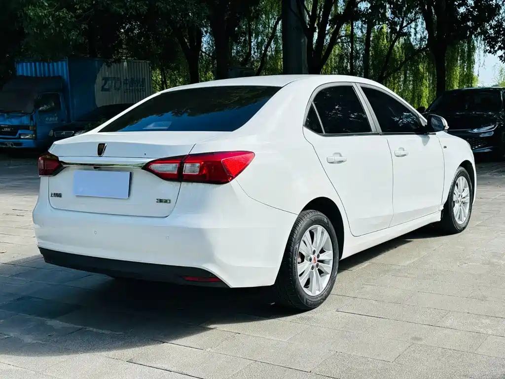 Roewe 360 — миниатюра 9