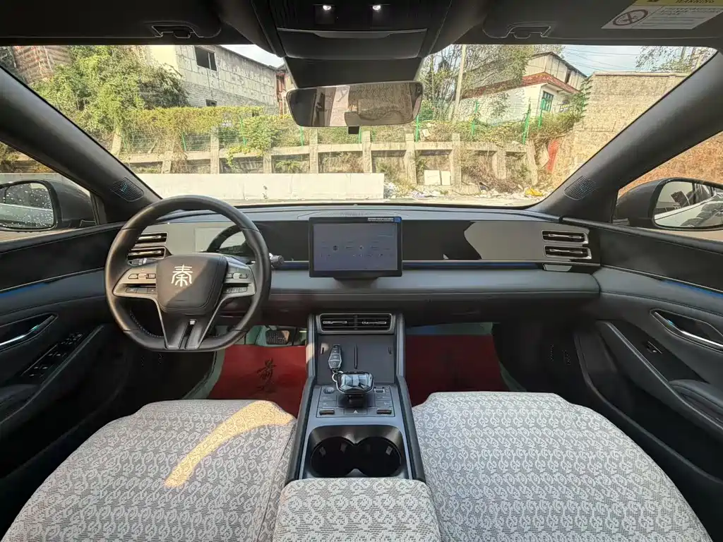 BYD Qin L — миниатюра 8