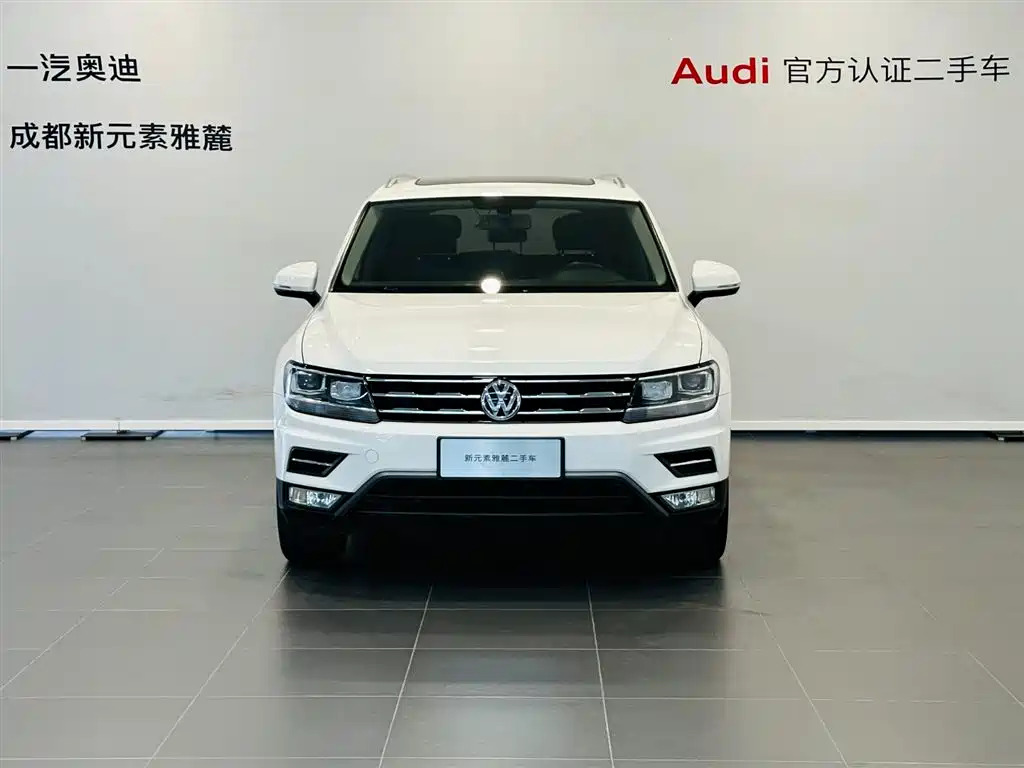 Volkswagen Tiguan L L 2019 330TSI AT Comfort VI
