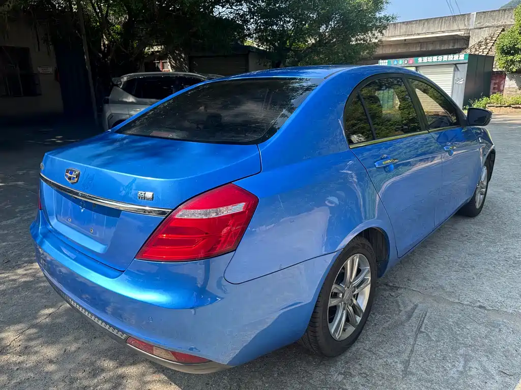 Geely Emgrand — миниатюра 8