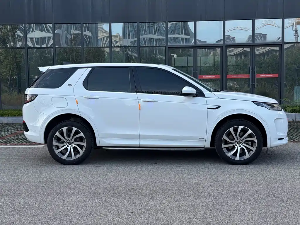 Land Rover Discovery Sport — миниатюра 8