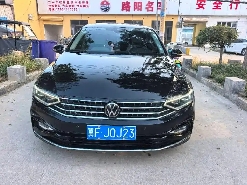Volkswagen Magotan — миниатюра 2