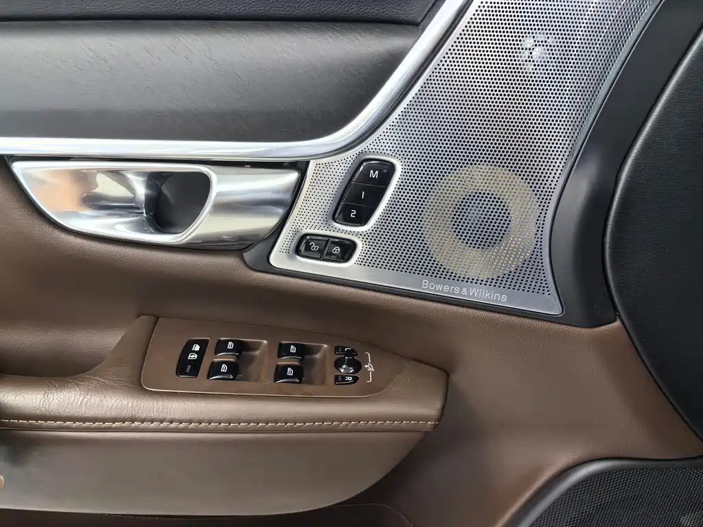 Volvo V90 — миниатюра 18
