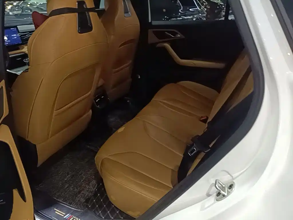 Roewe RX5 — миниатюра 17