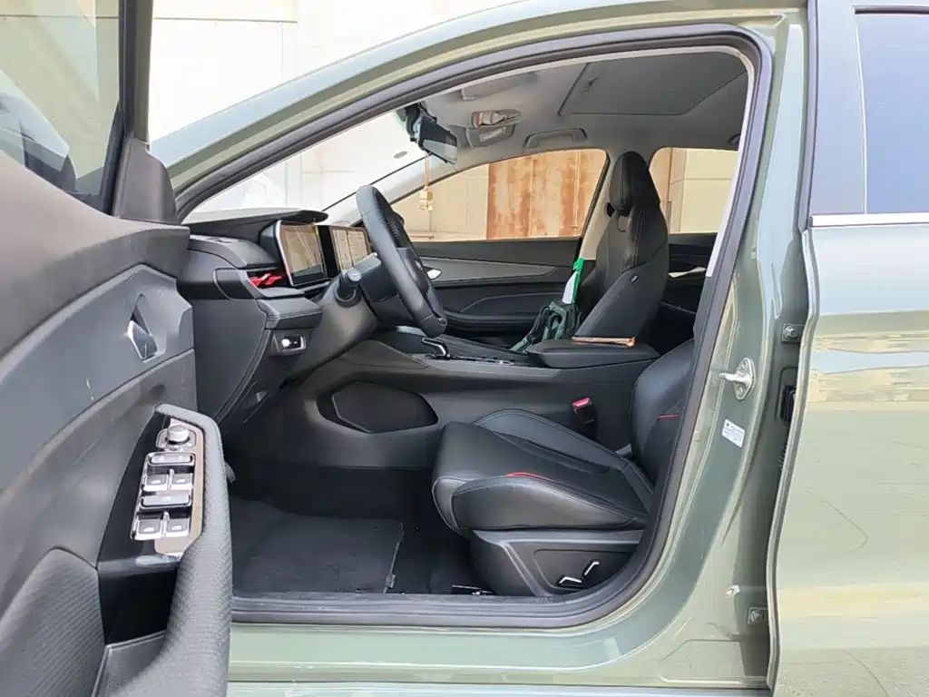 Geely Binrui — миниатюра 16