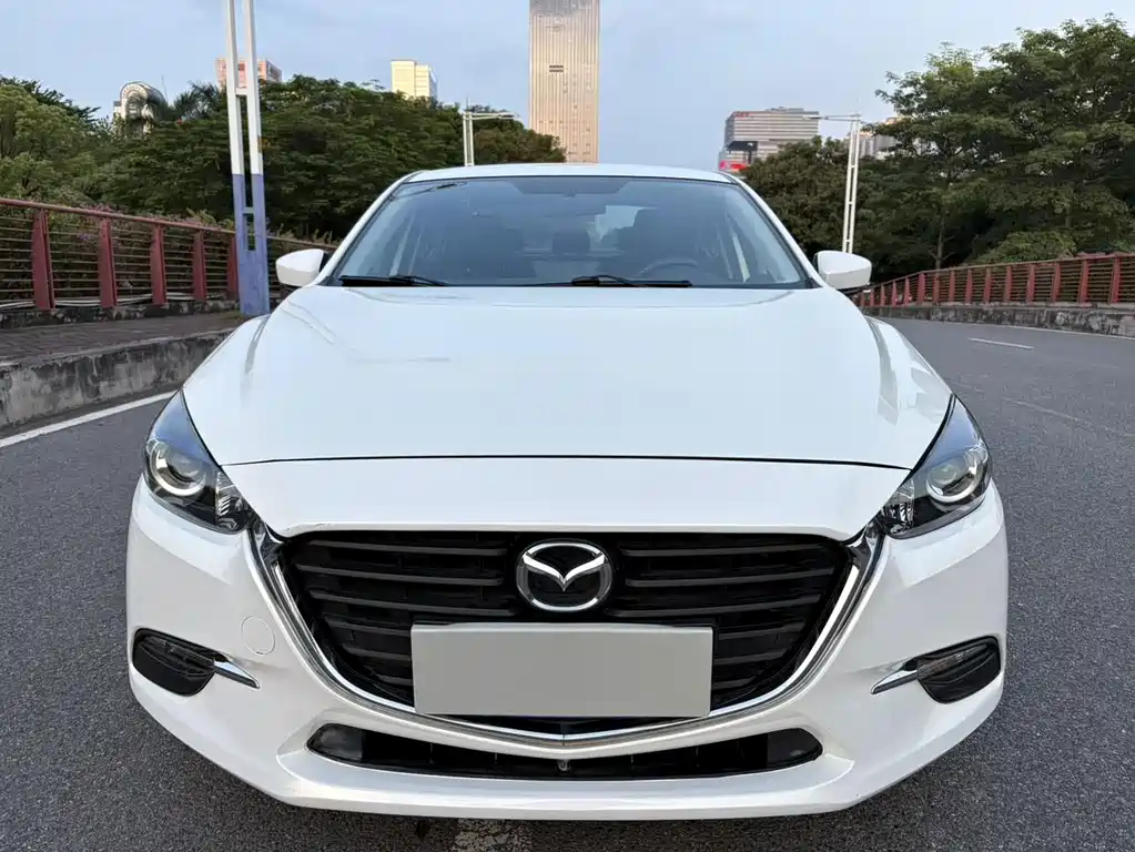 Mazda 3 Axela — миниатюра 2
