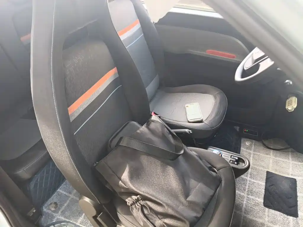 Wuling MINIEV — миниатюра 25
