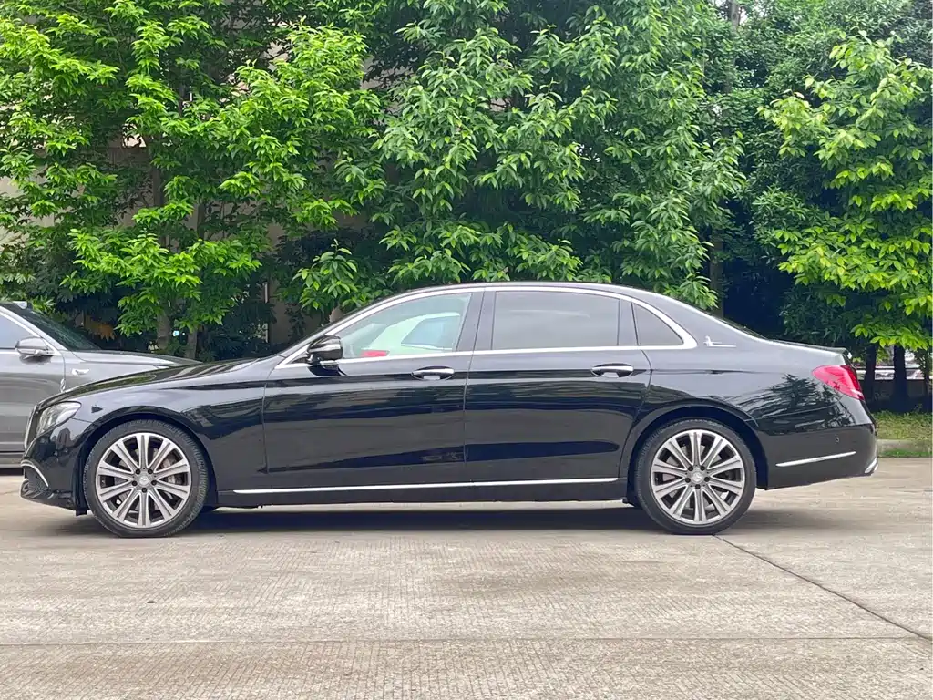 Mercedes-Benz E-Class E 2017 E 320 L 4MATIC