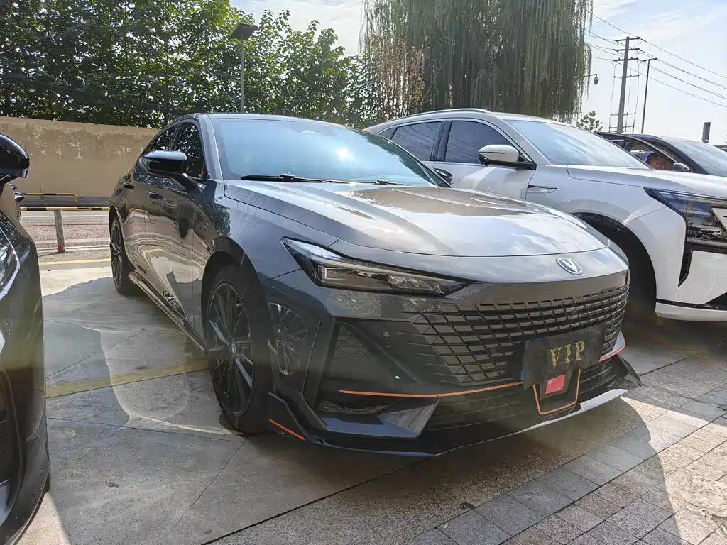 Changan UNI-V — миниатюра 3