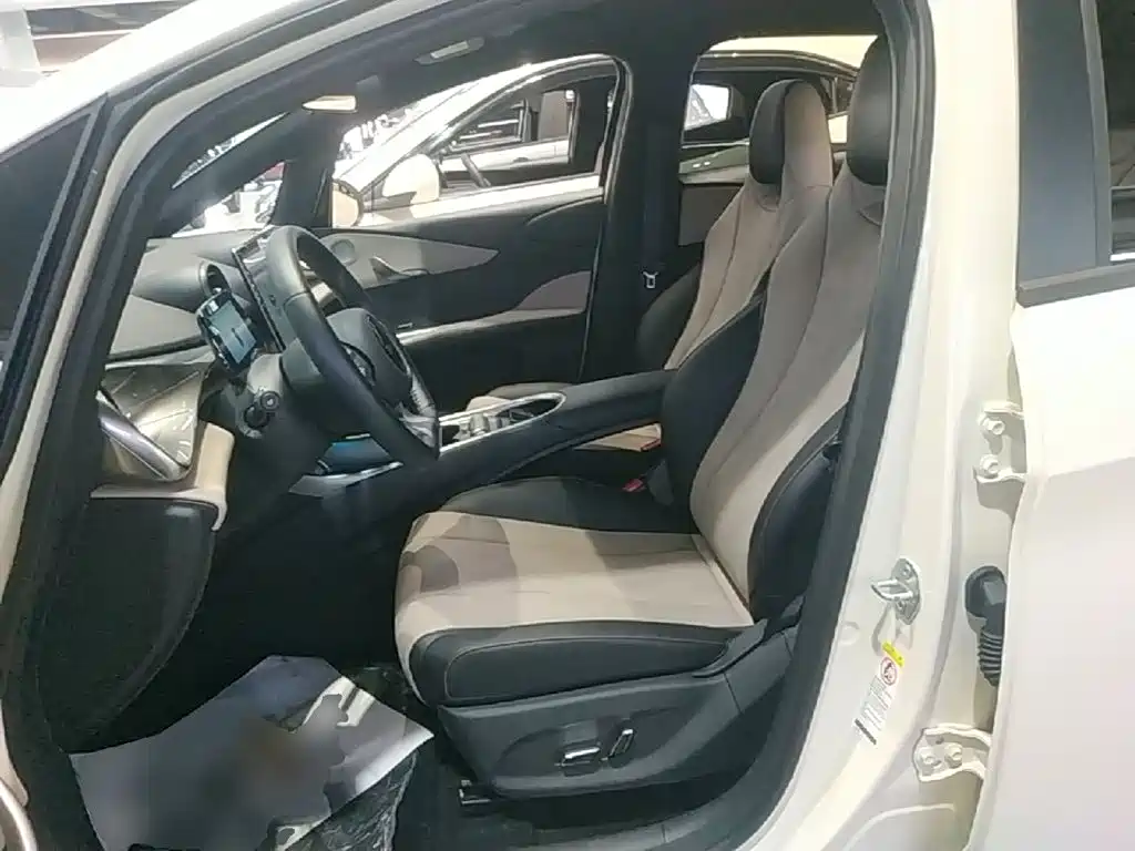 BYD Dolphin — миниатюра 15