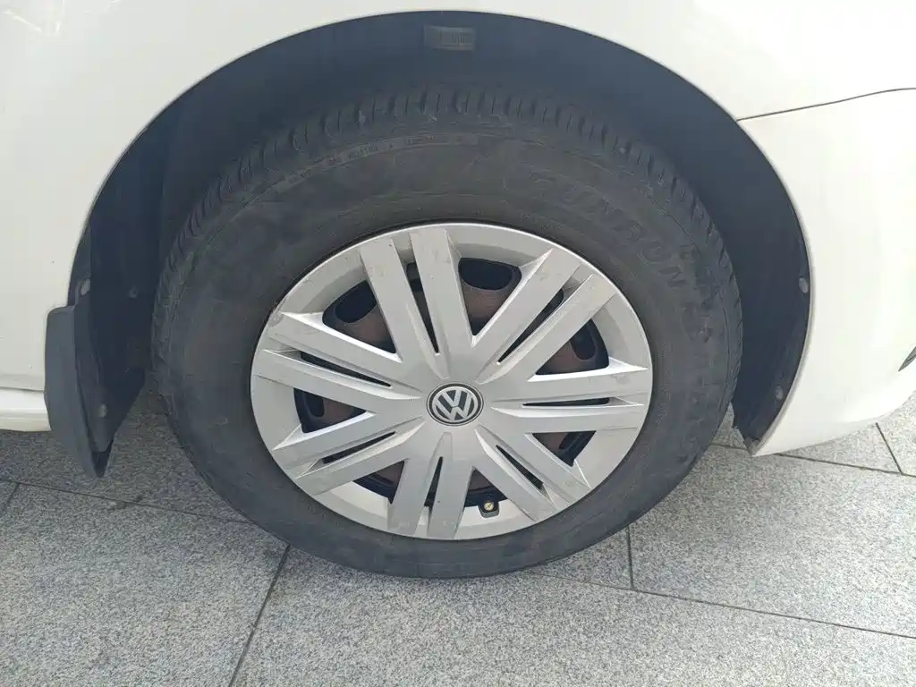 Volkswagen Polo — миниатюра 24