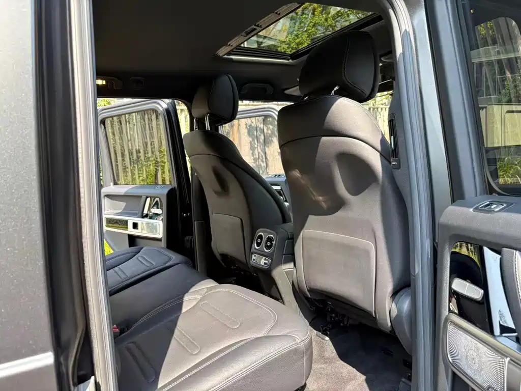 Mercedes-Benz G-Class — миниатюра 13