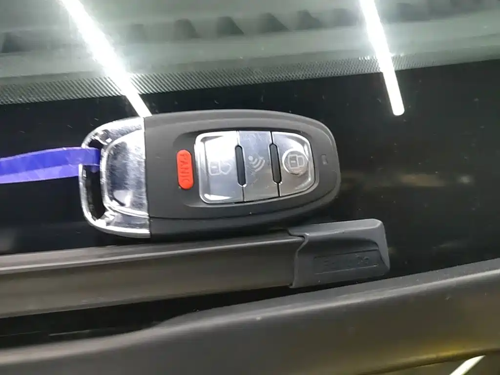 Ford Kuga — миниатюра 9